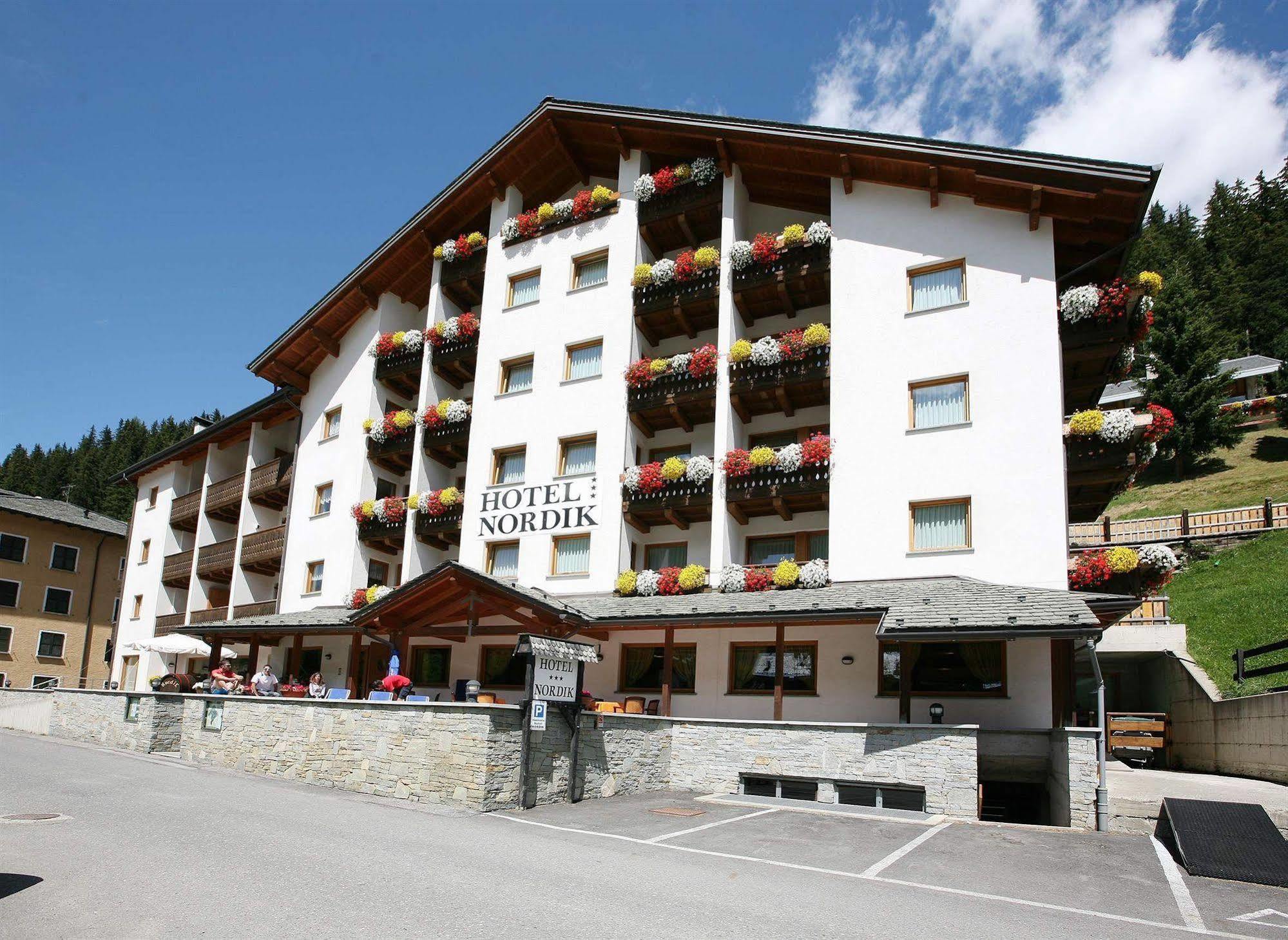 Hotel Nordik Santa Caterina Valfurva Buitenkant foto